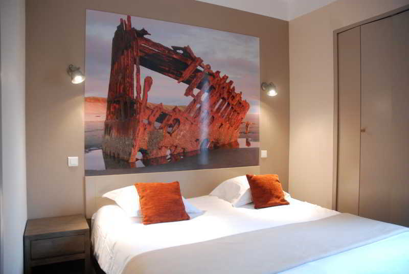 Bristol Union Intra Muros Hotel 3*